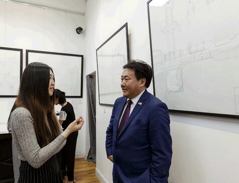 陈斯洁亮相建筑双人展《线:空间与叙事》