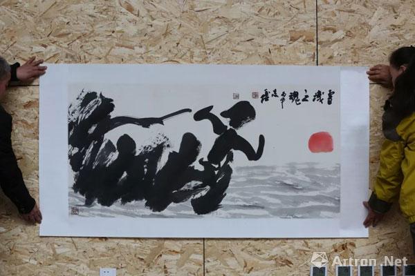 蒋志鑫老师自号"蛮牛",也爱画牛,他笔下所画的牦牛,多被中外书画