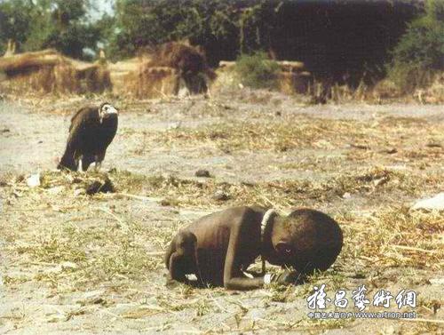 当时,苏丹由于战乱,饥荒,正白骨露于野,千里无鸡鸣.