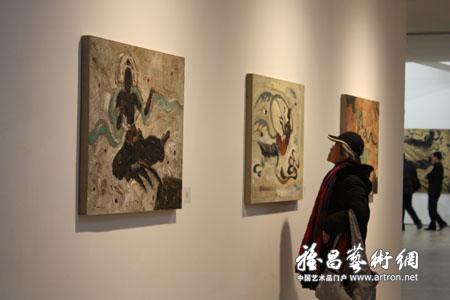 敦煌行者:杨贤飞油画作品展20日今日美术馆开展