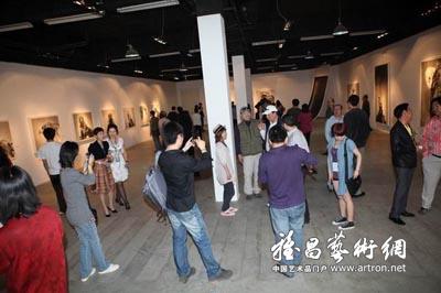 草场地美术馆沈沁艺术展开幕式圆满结束