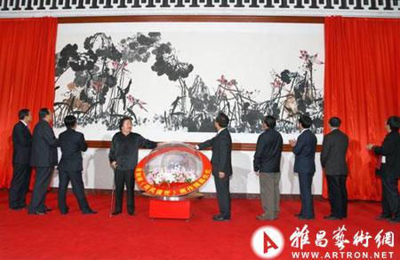 崔如琢画作《荷风盛世》在北京人民大会堂隆重揭幕
