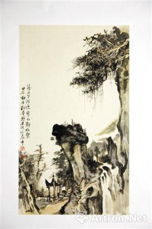 在朋友的印象中,画家陈野平"中等身材,胖瘦适中,短发,方脸微须,略显