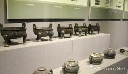 宝鸡青铜器博物院国宝重器何尊现最早中国