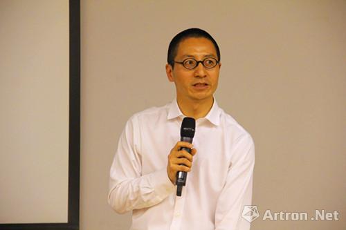 开幕主持:中国美术学院艺术人文学院副院长杨振宇教授