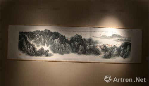 【雅昌快讯"内美静中参—韩阳徽派山水画作品展"开幕