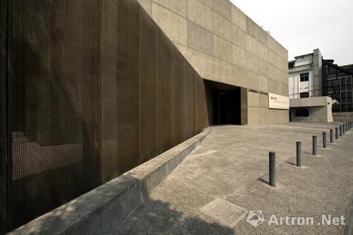 上海油画雕塑院美术馆即日起至4月10日暂时闭馆