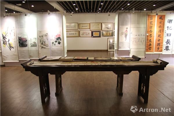 君庭·2017春拍即将举槌 预展呈现中国书画及瓷器文玩专场