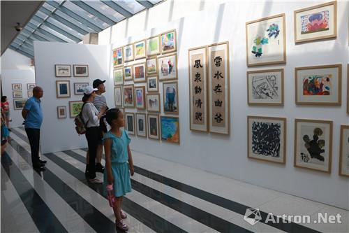 “中国童画”少儿美术学术交流展在北大开幕