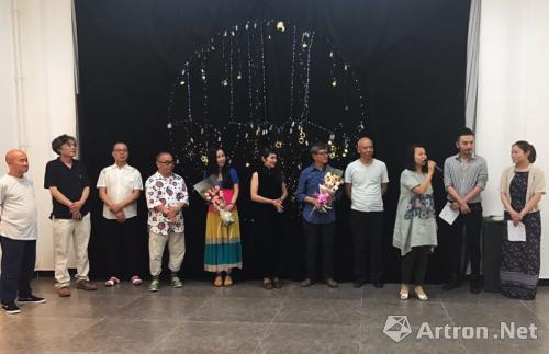 “想象的异邦”——时空漂移曾妮2017纸本作品巡回展北京站启幕