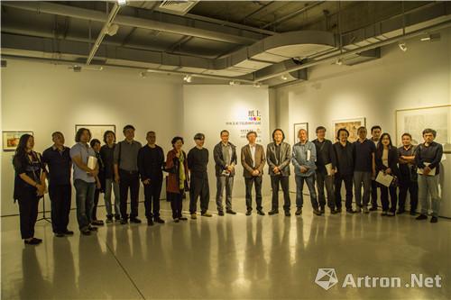纸上·2017 ——中央美术学院教师作品展在北京时代美术馆开幕