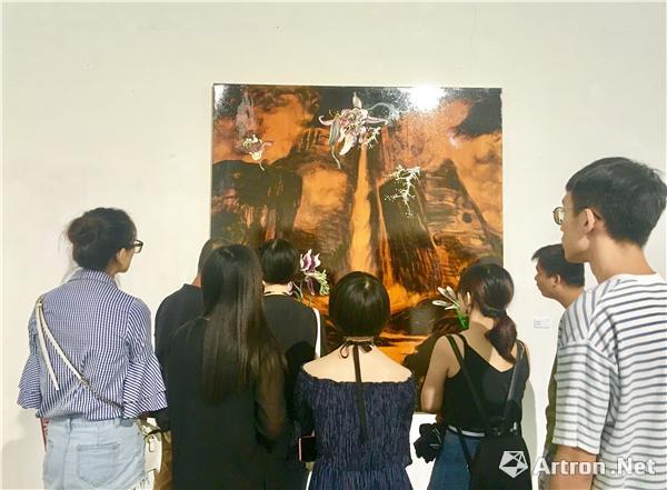 “体验与超验”  胡志颖30年艺术创作亮相53美术馆