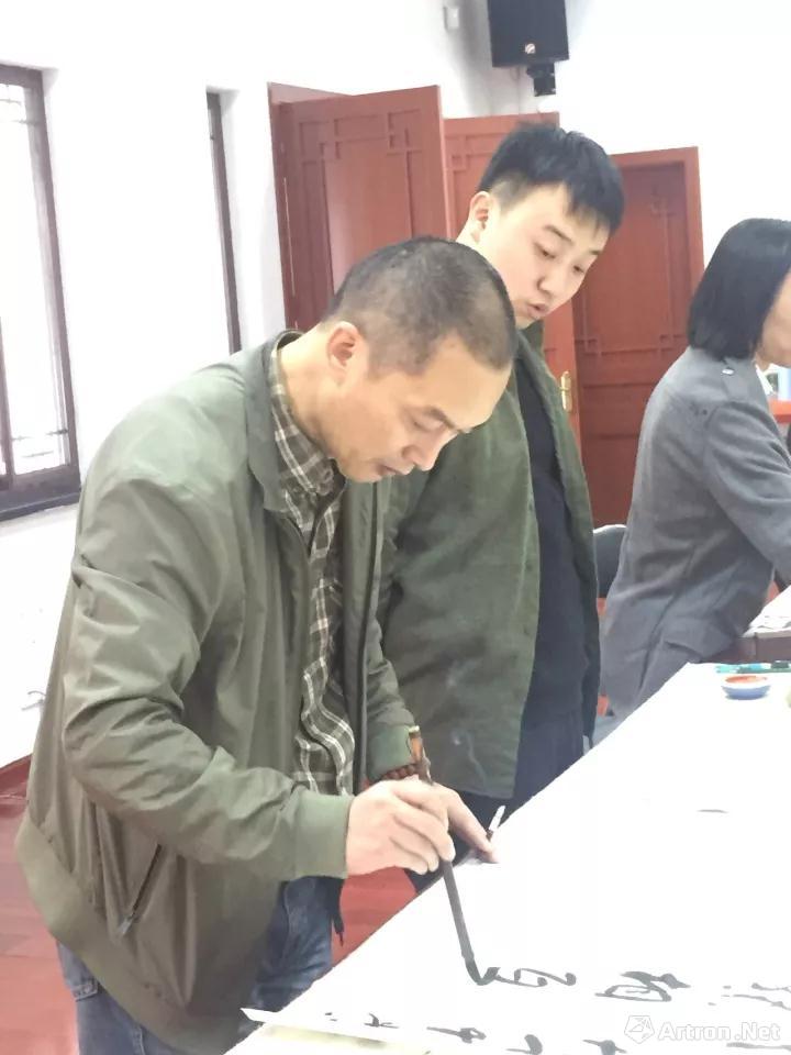 杭州国画院举行欢庆党的十九大诗书画印作品