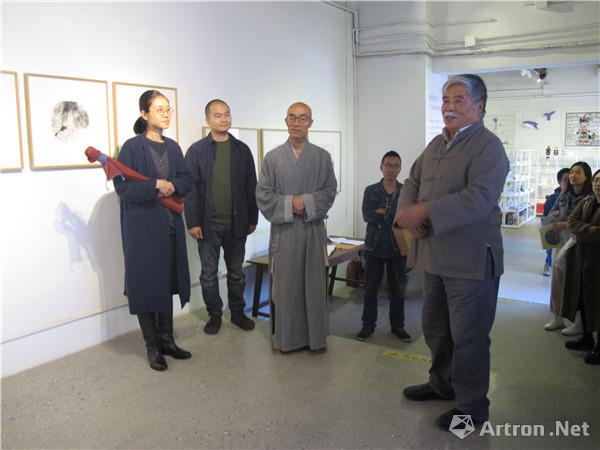 一音禅师指墨作品展“妙指生花”在京开幕 绘画最终要靠心的力量