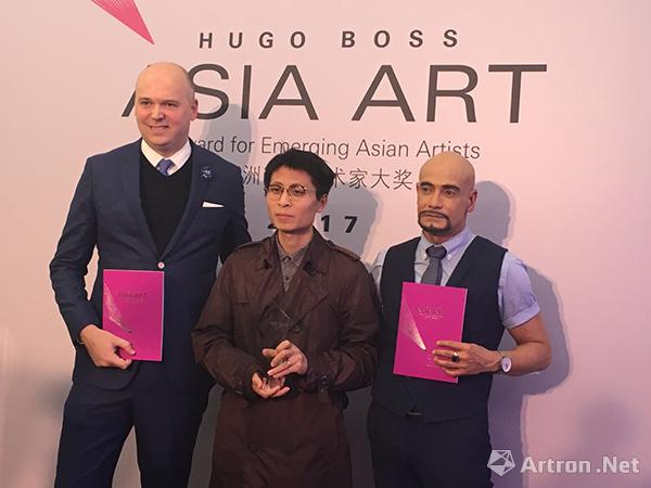 艺术家李明获HUGO BOSS第三届亚洲新锐艺术家大奖