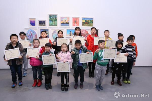请以艺术的方式看待孩子，儿童美术作品展在鸿坤美术馆开幕