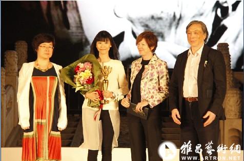 路易斯·布尔乔亚获得第七届AAC艺术中国年度最具中国影响力的外国艺术家