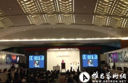 香港佳士得春拍张晓刚《圣母子像》930万港元落槌