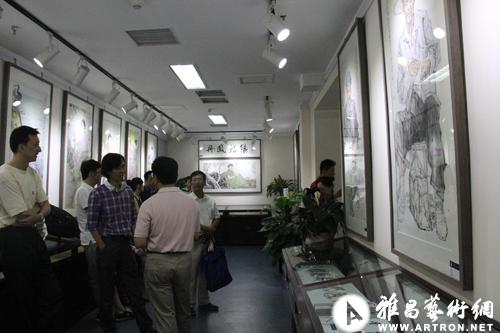 卢晓峰中国人物画全国巡回展北京开幕
