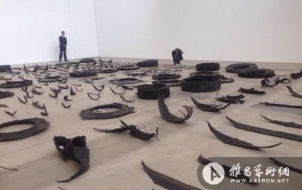 旧轮胎:加布里埃尔·奥罗斯科中国首展