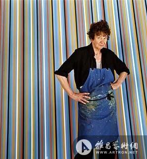 布里奇特·赖利(Bridget Riley)与她的油画作品