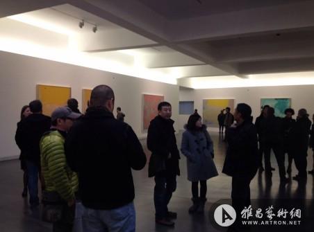 中间美术馆推出“冯良鸿抽象绘画展”
