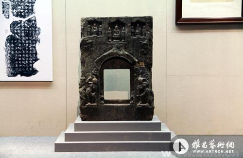 安徽博物馆获赠流失文物“唐代文物石佛塔”