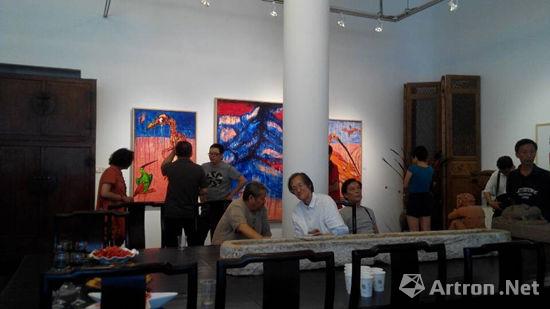 姜宏光个展在红子兰艺术中心开幕