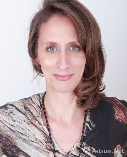 Stephanie Rosenthal被任命为2016年悉尼双年展艺术总监