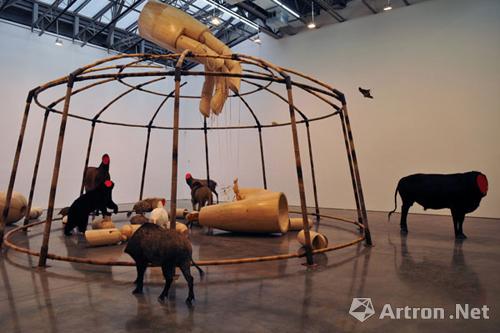 黄永砅2012年创作于纽约的《马戏团》，即将亮相红砖美术馆