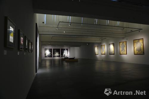 王广义最新个展“偶像的底片”在泉空间开幕