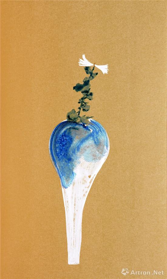 边平山 瓶花系列一 39x65cm 泥金纸本彩墨 2014