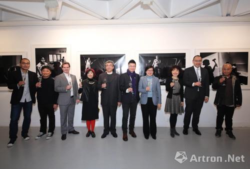 香港巴塞尔直通车-香港艺术中心推出第三届“收藏家当代艺术藏品展”