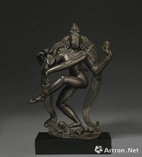 佳士得“安思远珍藏”：印度朱罗王朝九世纪铜舞王湿婆承接恒河降凡像285.3万美元成交