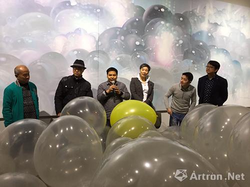 曾浩个展“泡影”在元典美术馆开幕  泡沫时代的社会思考