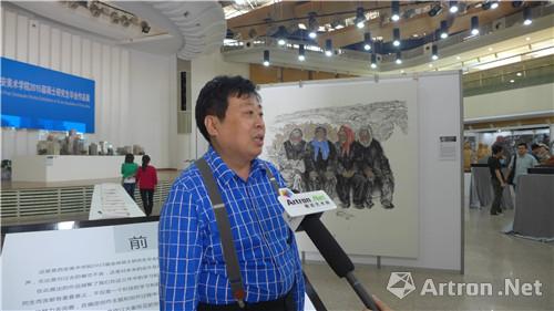 书画经纪人焦维明表示愿意为西安艺术服务，把雅昌文化带入陕西文化的各个角落
