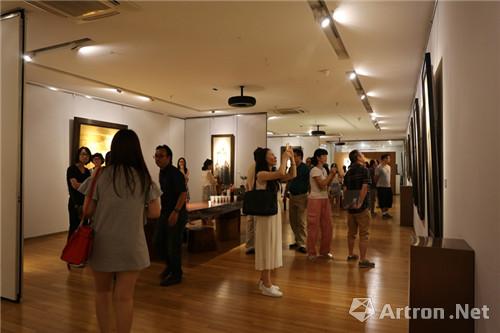 “谧境”：徐明油画艺术展”在武汉美术馆开幕