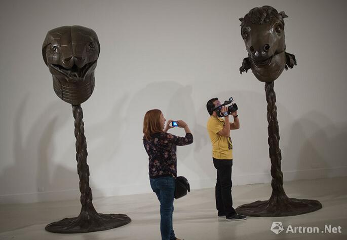艾未未《十二生肖兽首》亮相西班牙马拉加当代艺术中心