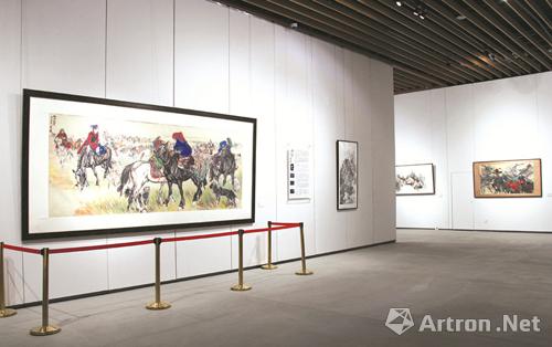 青岛宝龙美术馆开馆一周年 发布年鉴《大美宝龙》并展出馆藏作品