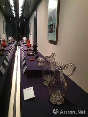 《琉光璃彩——欧洲玻璃艺术史珍品展》在深圳博物馆揭幕