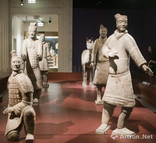 美国芝加哥菲尔德博物馆展出的秦始皇陵兵马俑