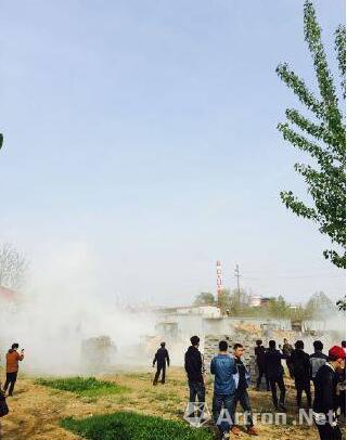 河北美术学院因征地与村民爆发冲突  十几名学校员工受伤