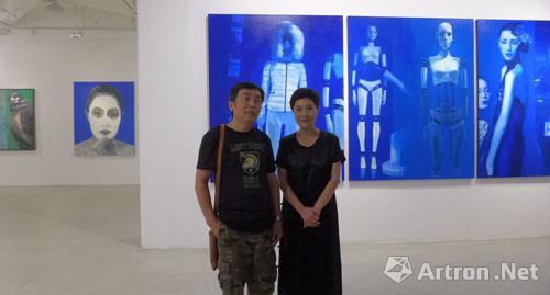 刘曼文作品展上海揭幕：穿越“情感时空的图像”