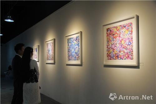 一场“不严肃”的日本当代艺术大师展 “霓虹艺术季”成都大悦城揭幕