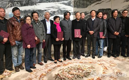 中国美术馆接受巨幅通景山水画《三峡史诗》捐赠 ()