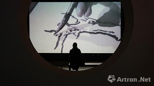 “笔墨·求索”潘公凯个展揭幕：中国画现代转型之思