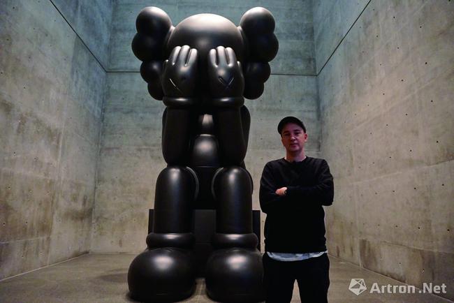 超级艺术家kaws 春季上海余德耀美术馆呈现大型艺术展